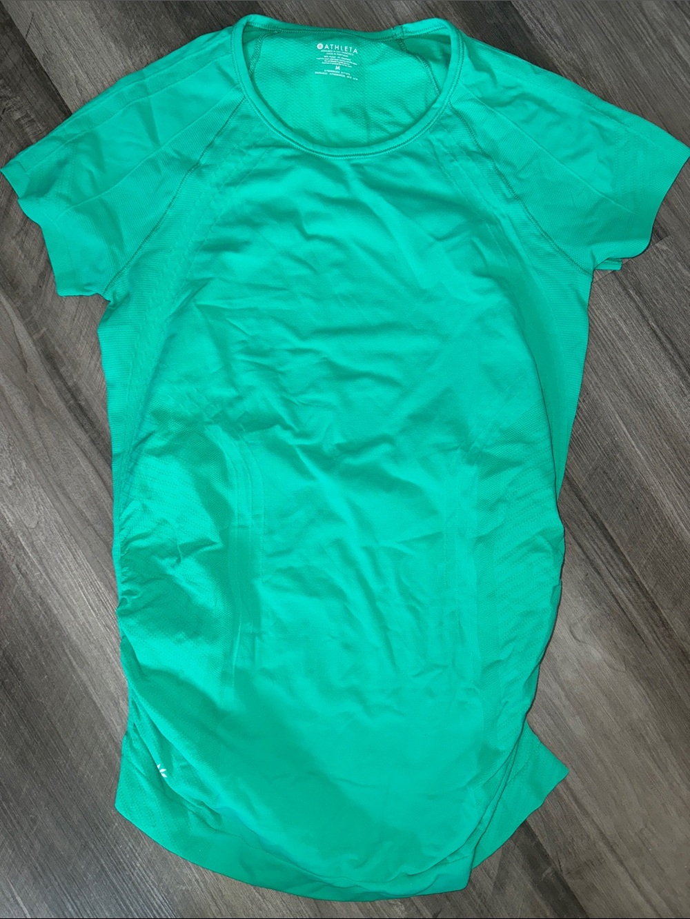 Athleta Fast Track Ruched Tee shirt green women’s medium stretch gym workout